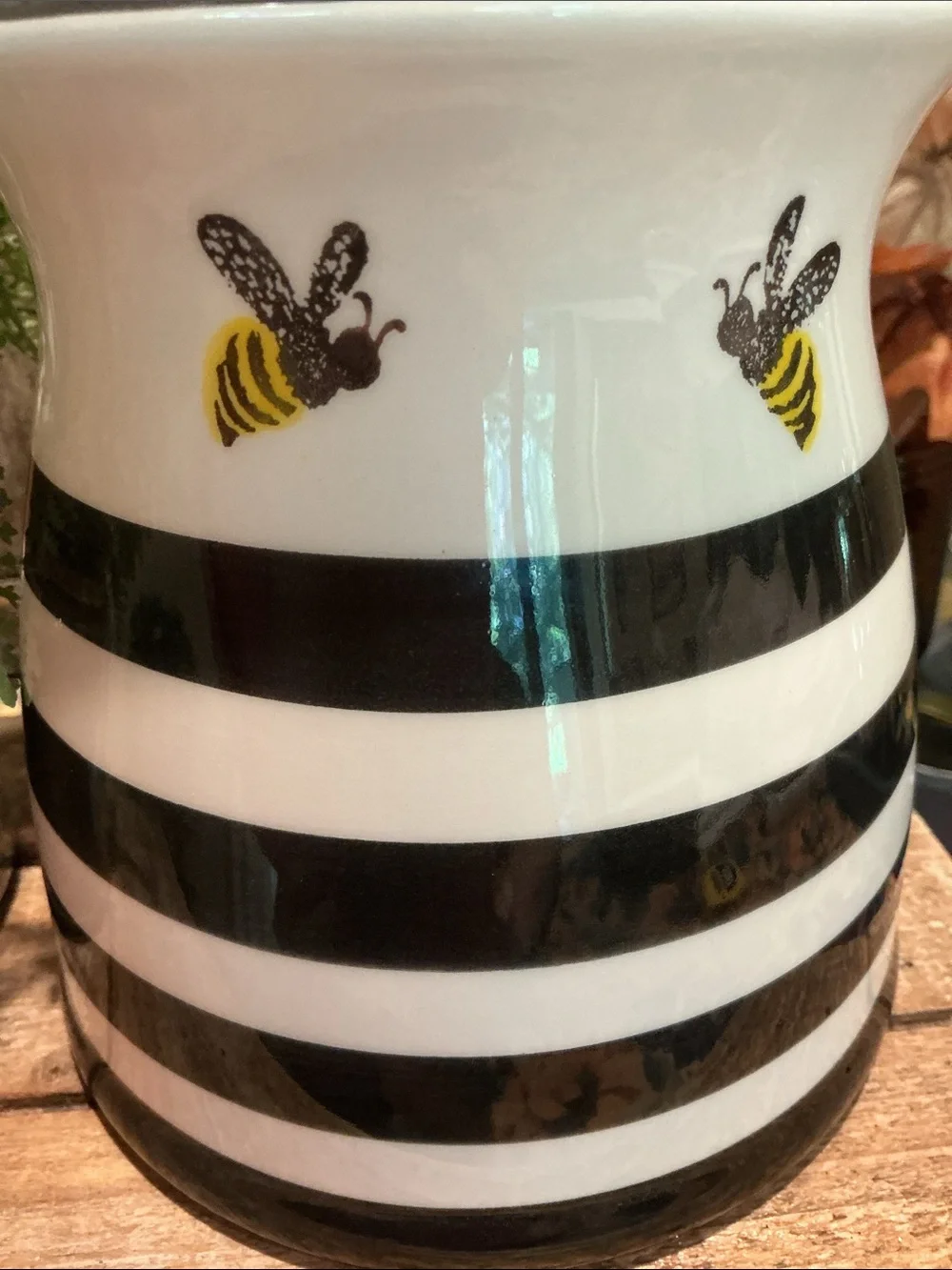 EUC - Bee Inspired Kitchen Jar/Canister